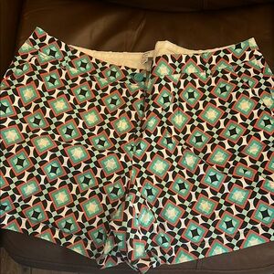 Geometric Patterned Women's Shorts